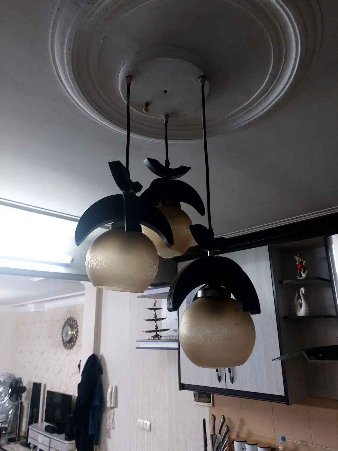 لوستر|لوستر و چراغ آویز|پاکدشت, پاکدشت (مامازند)|دیوار