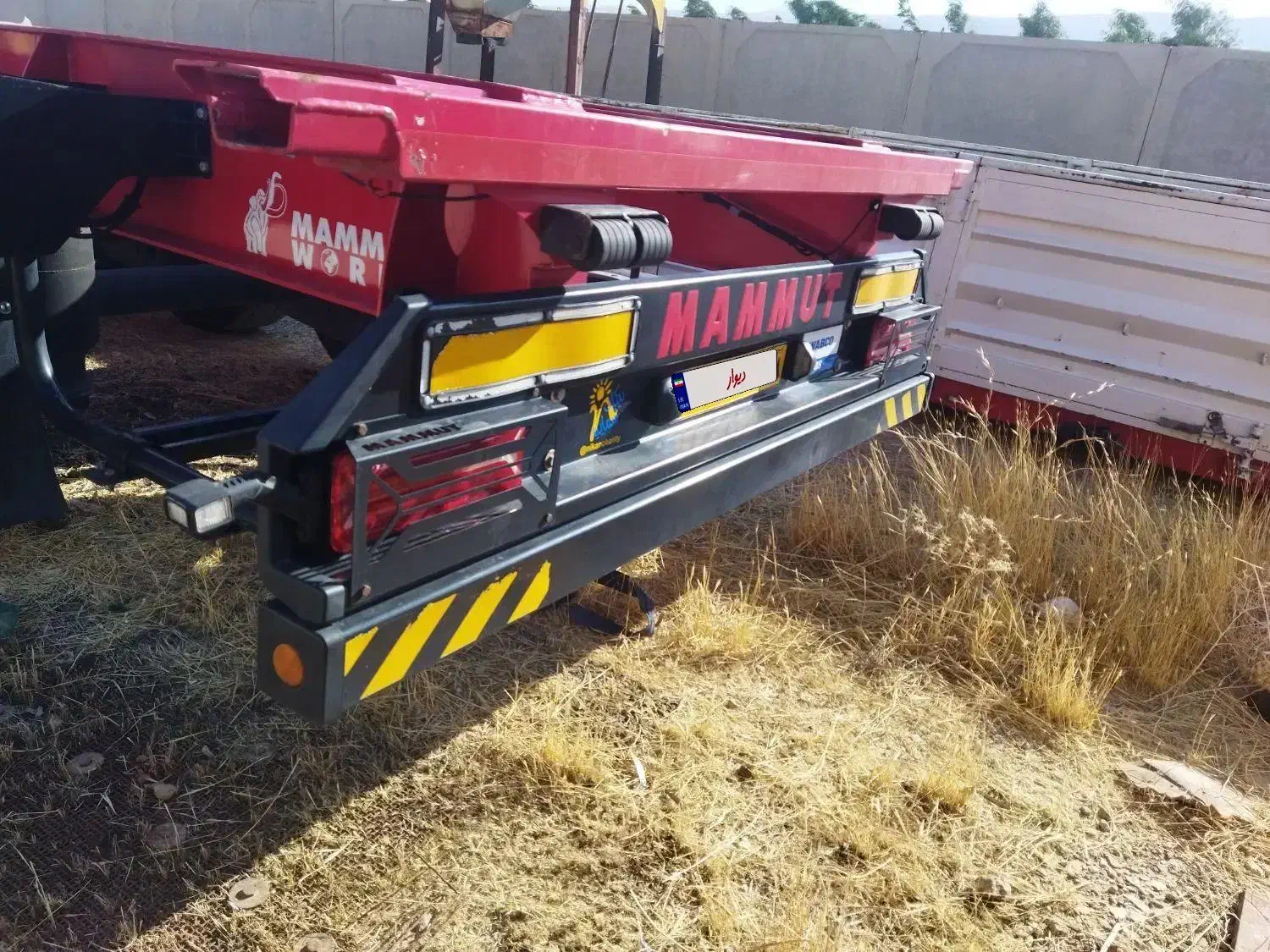 تیغه ماموت|خودرو سنگین|چرداول, |دیوار