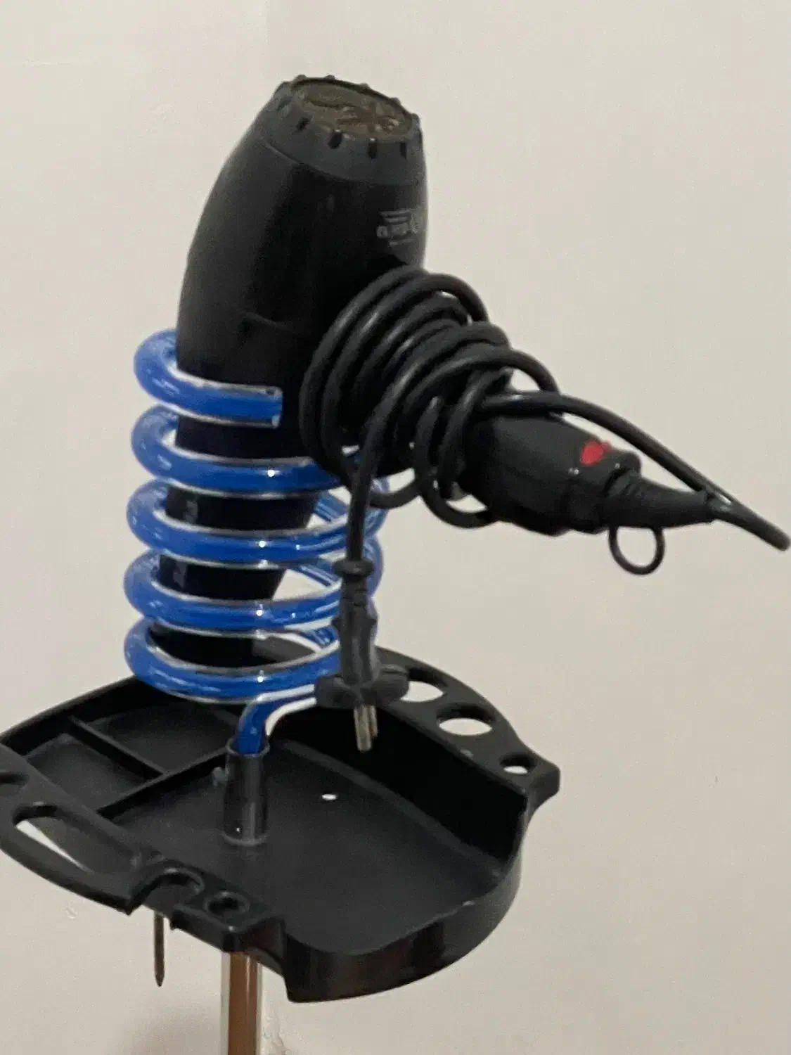 سشوار حرفه ای ارایشگری|آرایشی، بهداشتی، درمانی|پارسآباد, |دیوار