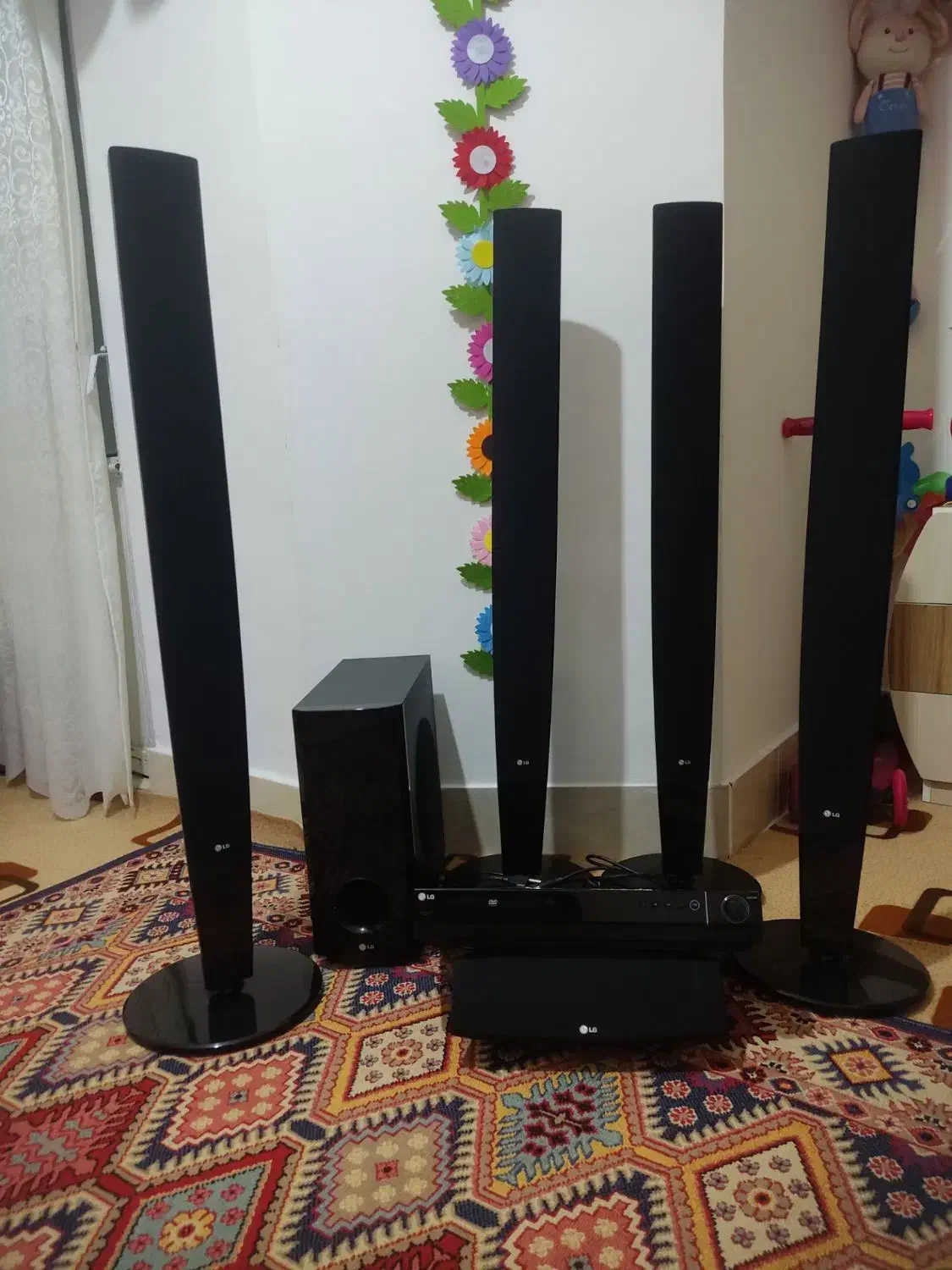 سینما خانگی به همراه دی وی دی|سیستم صوتی خانگی|بروجرد, |دیوار