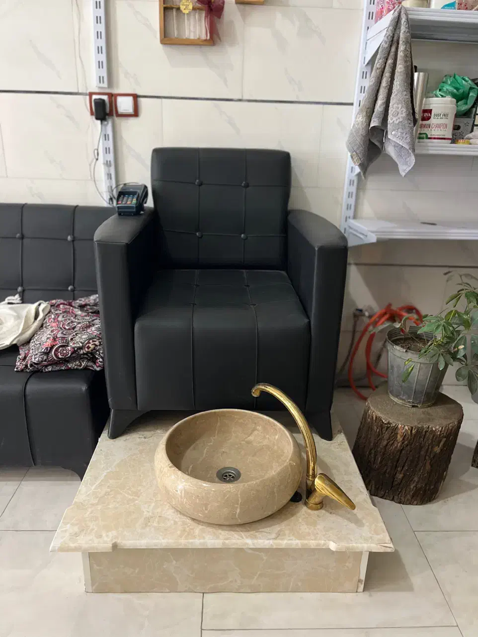 تجهیزات سالن|آرایشگاه و سالنهای زیبایی|زنجان, |دیوار