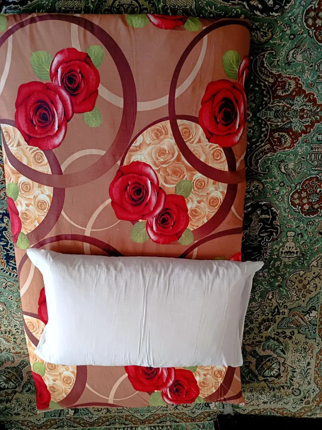 بالشت لحاف و تشک نو|رختخواب، بالش، پتو|آستارا, |دیوار