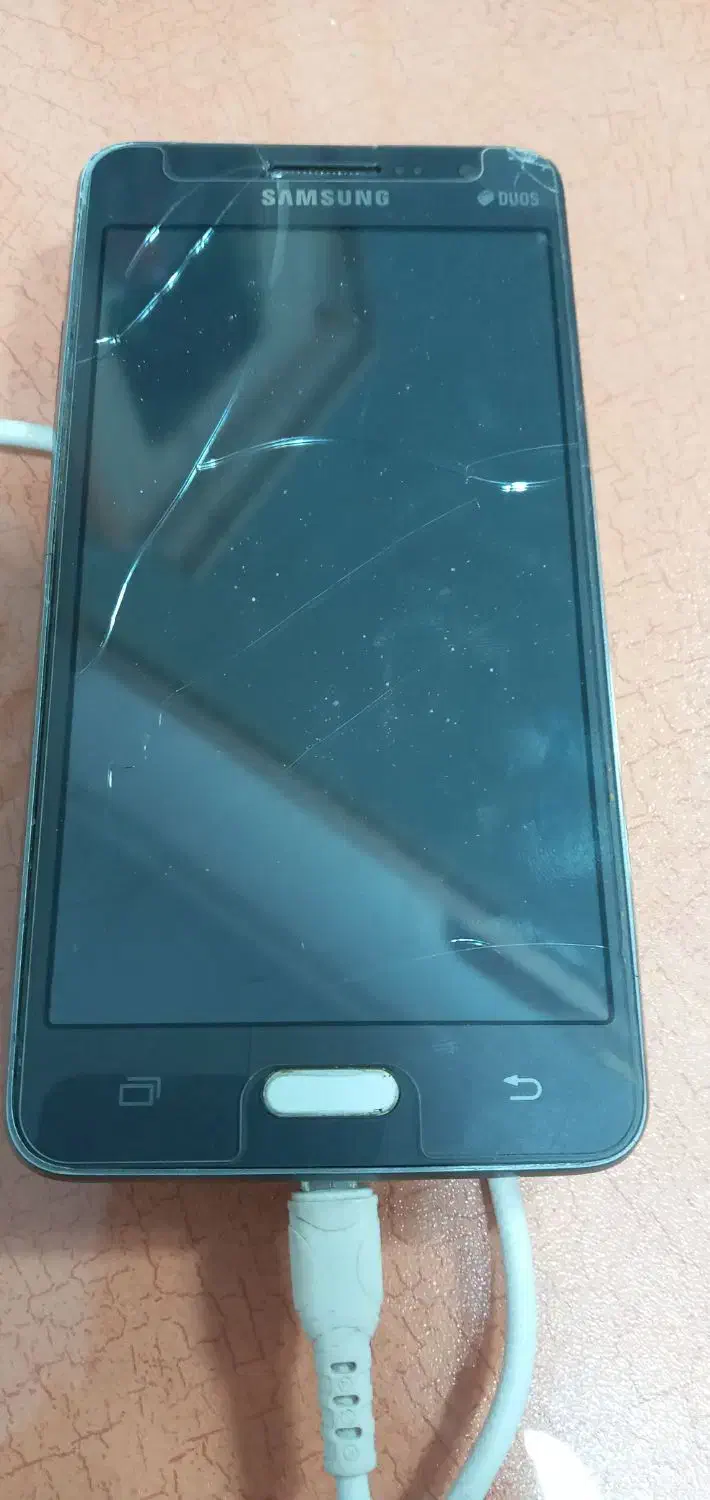 گوشی سامسونگ وهواویy520|موبایل|رشت, نخودچر|دیوار