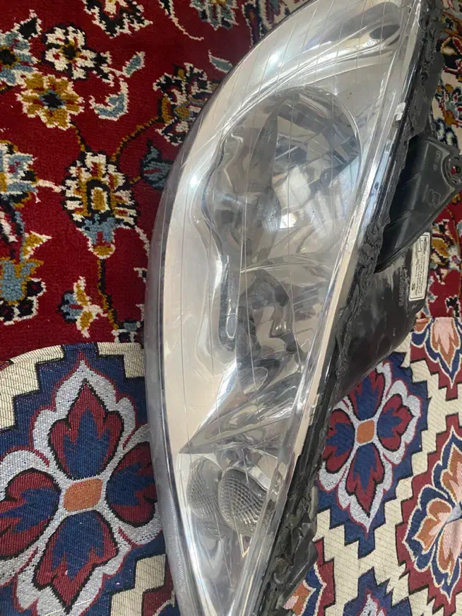 چراغ جلو و عقب ۲۰۶|قطعات یدکی و لوازم جانبی|اهواز, کوی جانبازان(دانش)|دیوار