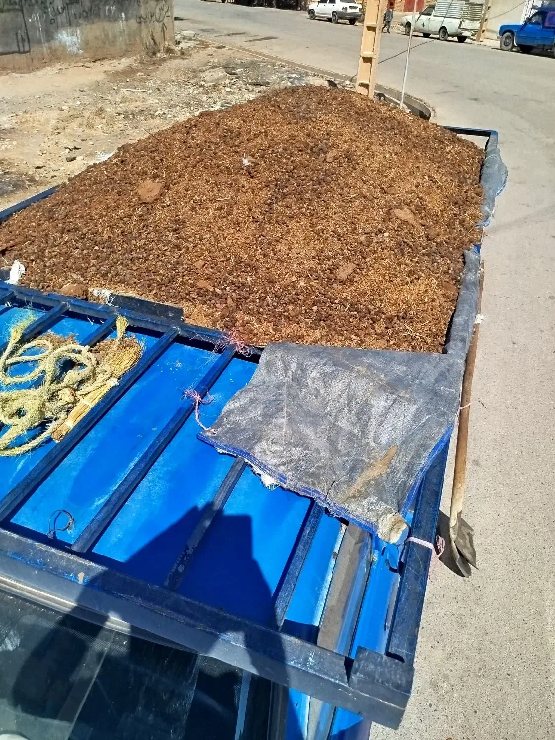 کود حیوانی گوسفندی|خدمات باغبانی و درختکاری|کوهدشت, |دیوار