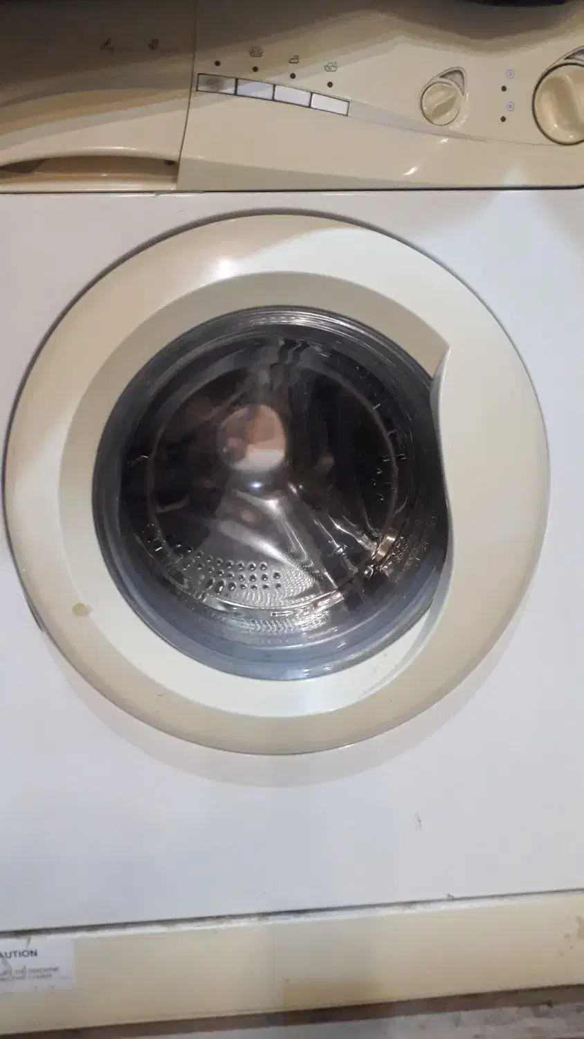 ماشین لباسشویی|ماشین لباسشویی و خشککن لباس|دماوند, دماوند|دیوار