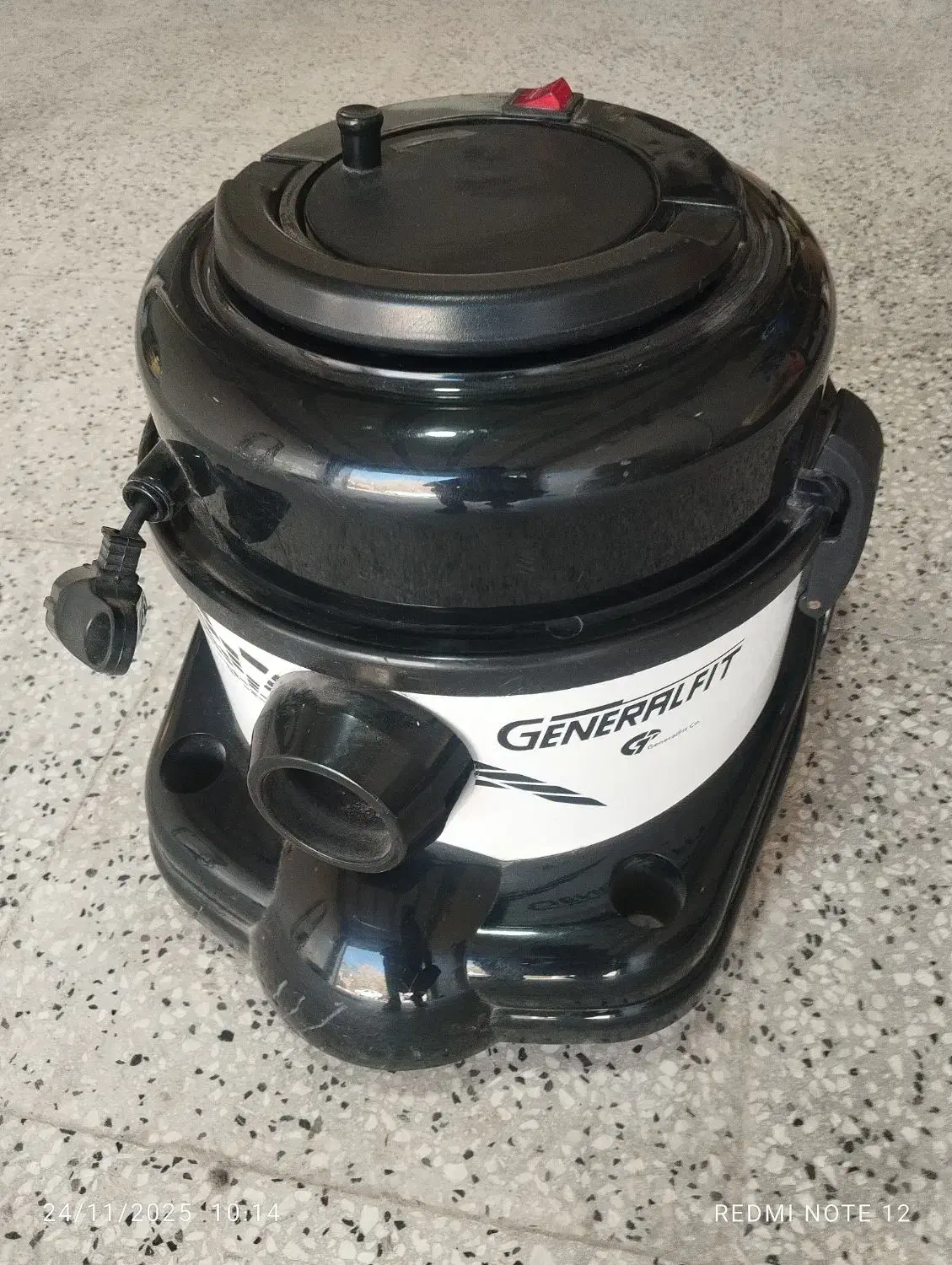 جاروبرقی در حد نو|جاروبرقی، جارو شارژی، بخارشو|سرایان, |دیوار