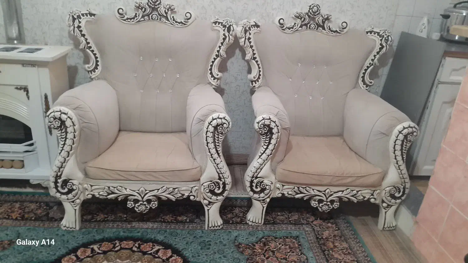 مبل سلطنتی در حد نو|مبلمان خانگی و میز عسلی|باقرشهر, |دیوار