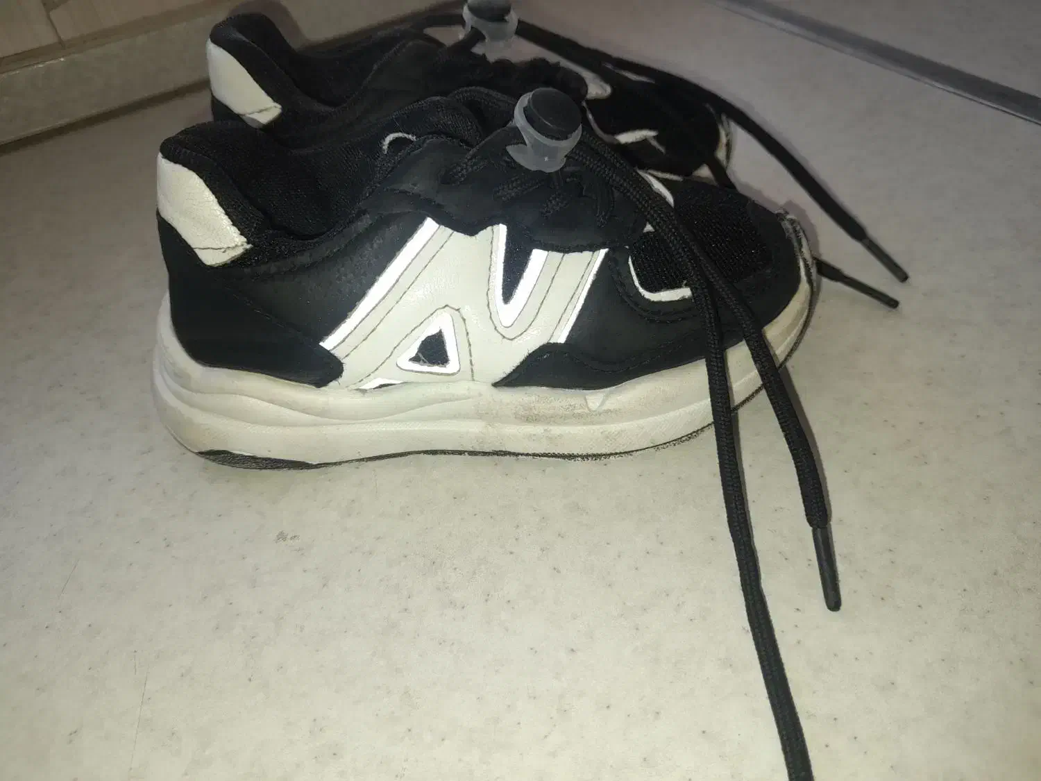 کفش بچگانه|کفش و لباس بچه|ملایر, |دیوار