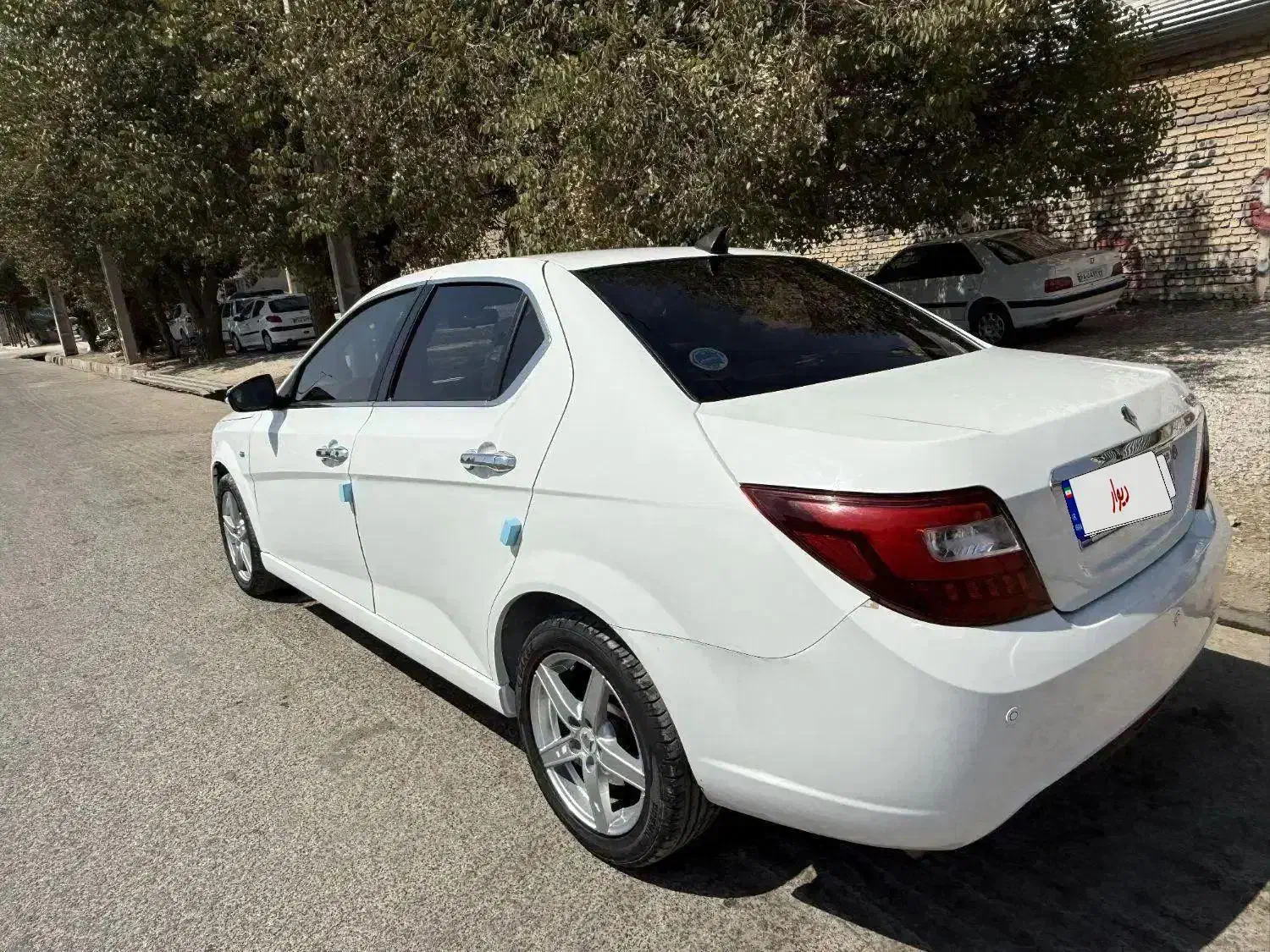 دنا پلاس اتوماتیک|خودرو سواری و وانت|مرودشت, ژیان|دیوار