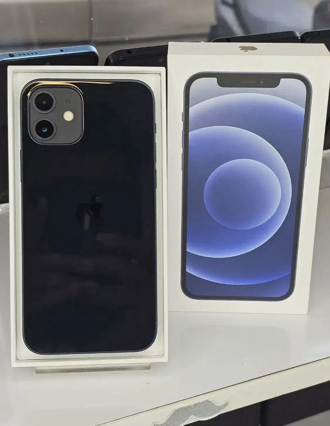 Iphone 12 قفل|موبایل|شیراز, شیشهگری|دیوار