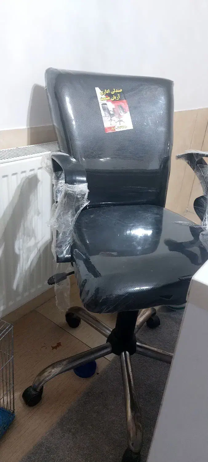 میز و صندلی|میز تحریر و کامپیوتر|جهرم, |دیوار