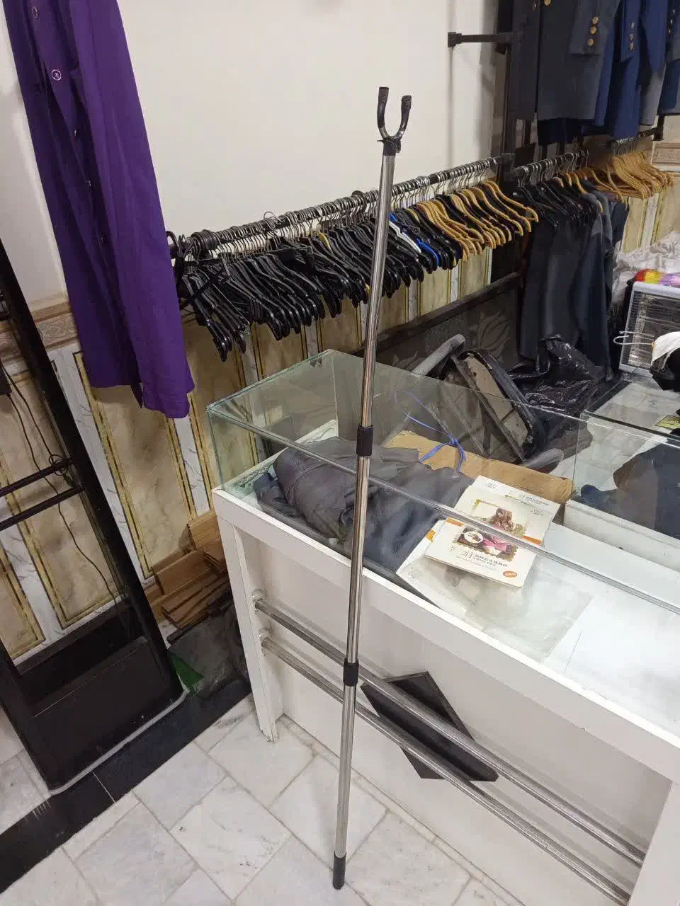 ویترین پیشخوان دزدگیر چوبکار آینه|فروشگاه و مغازه|گرگان, |دیوار