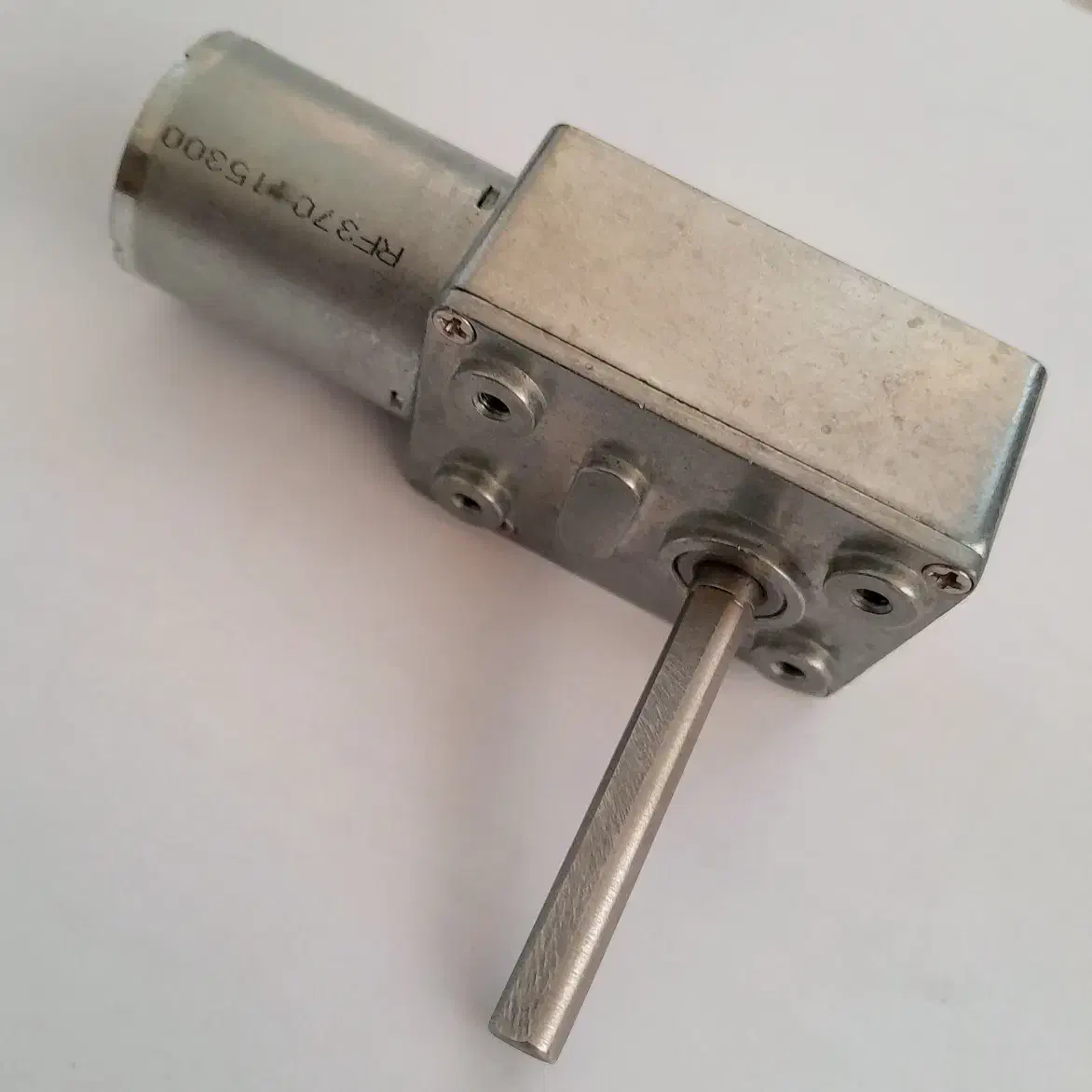 موتور الکتریکی ۱۲ ولت گیربکس دار|ماشین‌آلات صنعتی|شهریار, شهرک شاهد|دیوار