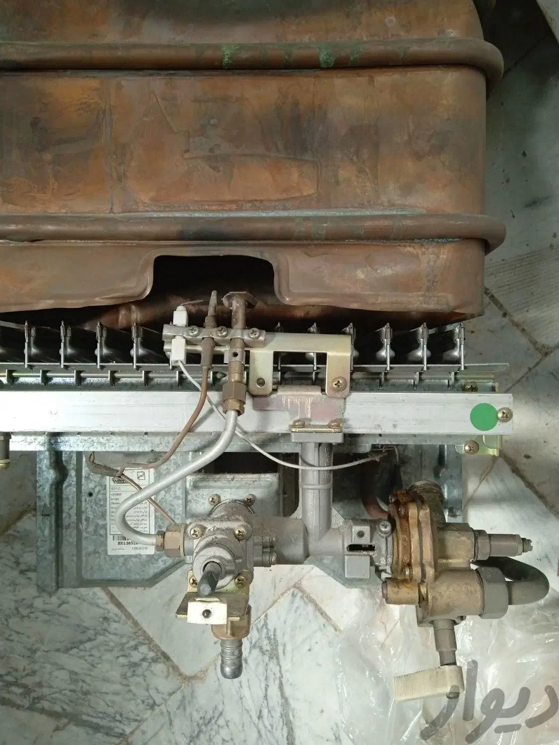 تعمیر انواع آبگرمکن ، پکیج و لوله کشی آب ساختمان|خدمات پیشه و مهارت|کرمان, |دیوار