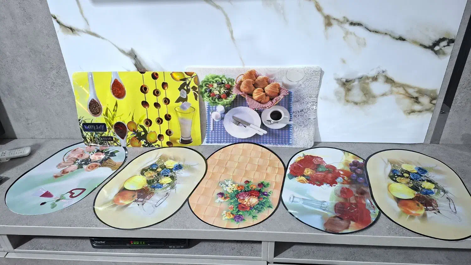 رومیزی میزی 30ت چاقو 100ت|پرده، رانر، رومیزی|اهواز, ۳۰ متری|دیوار