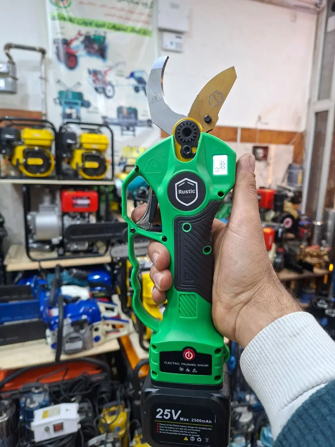 قیچی شارژی باغبانی|ماشینآلات صنعتی|مهاباد (آذربایجان غربی), |دیوار