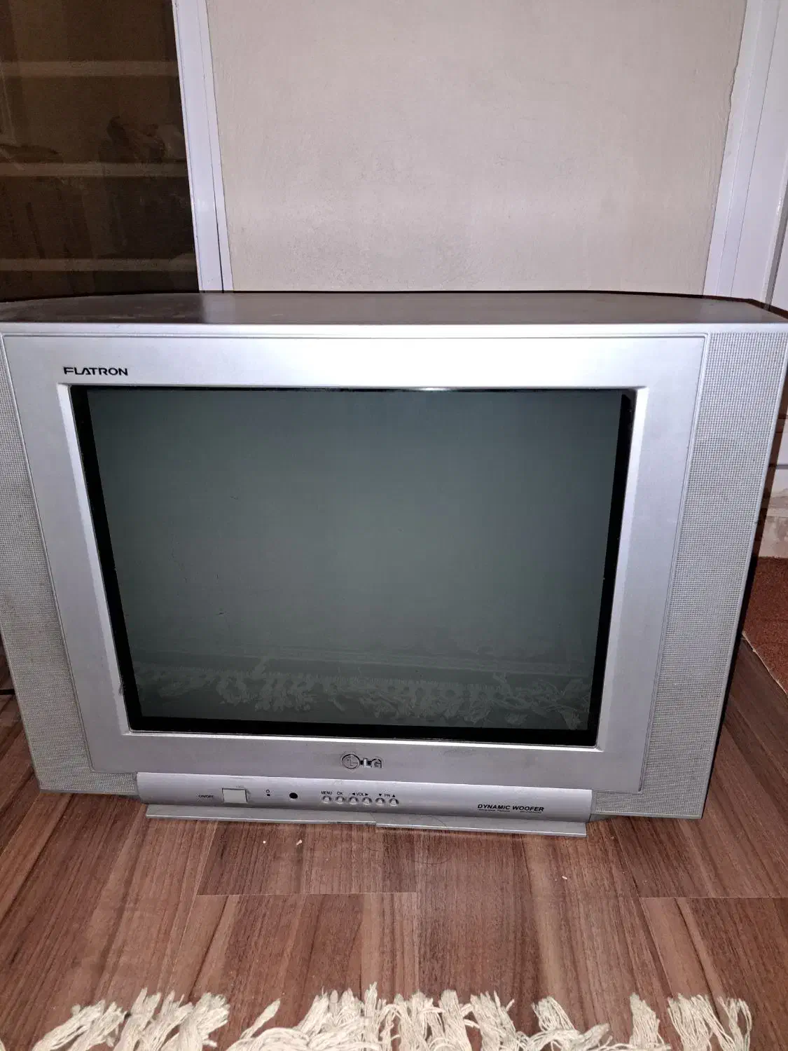 تلویزیون|تلویزیون و پروژکتور|آمل, |دیوار