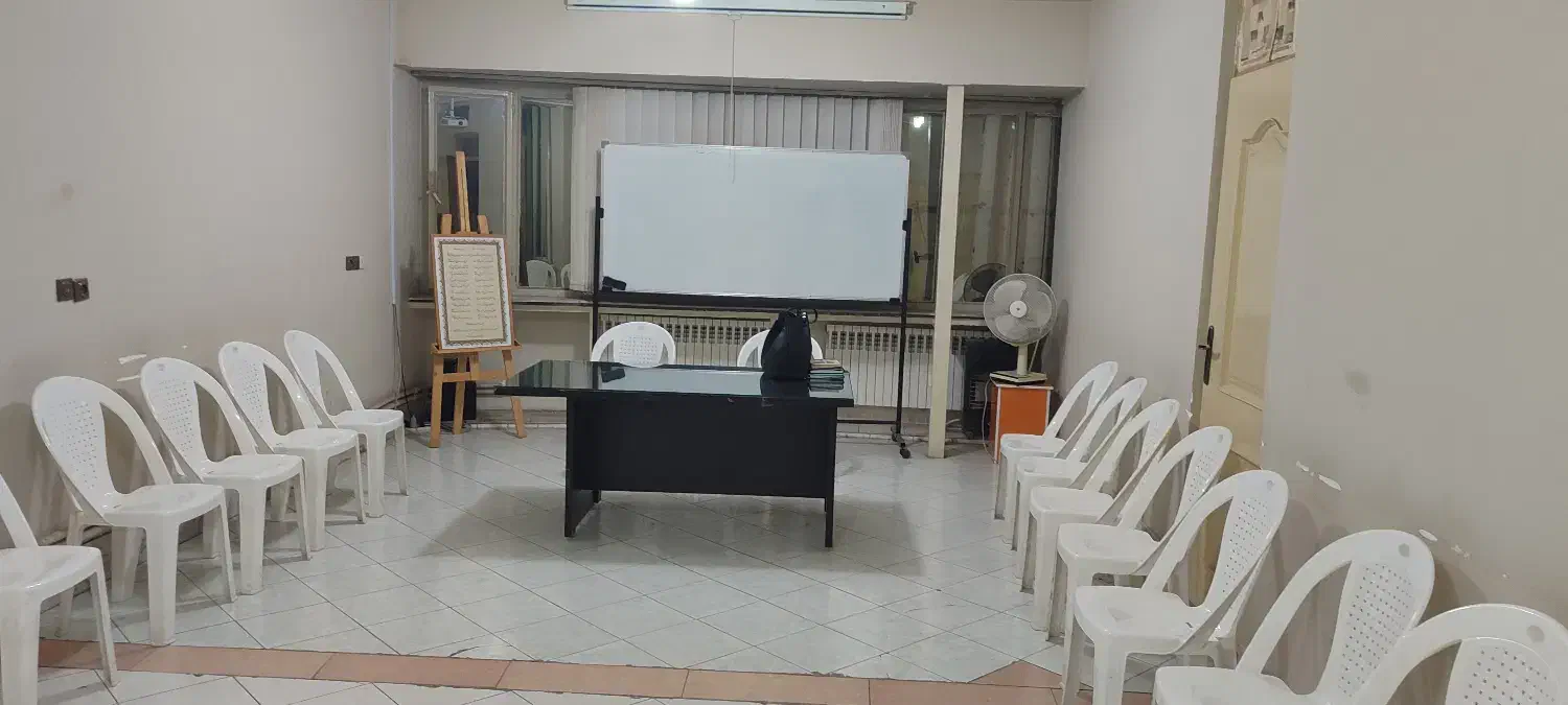 فضای کار اشتراکی|اجارهٔ کوتاه‌مدت دفتر کار و فضای آموزشی|بیرجند, |دیوار