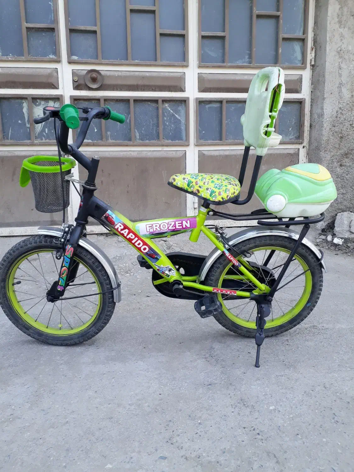 تعدادی دوچرخه سایز ۱۶ دخترانه وپسرانه|دوچرخه، اسکیت، اسکوتر|نیشابور, ابراهیم ادهم|دیوار