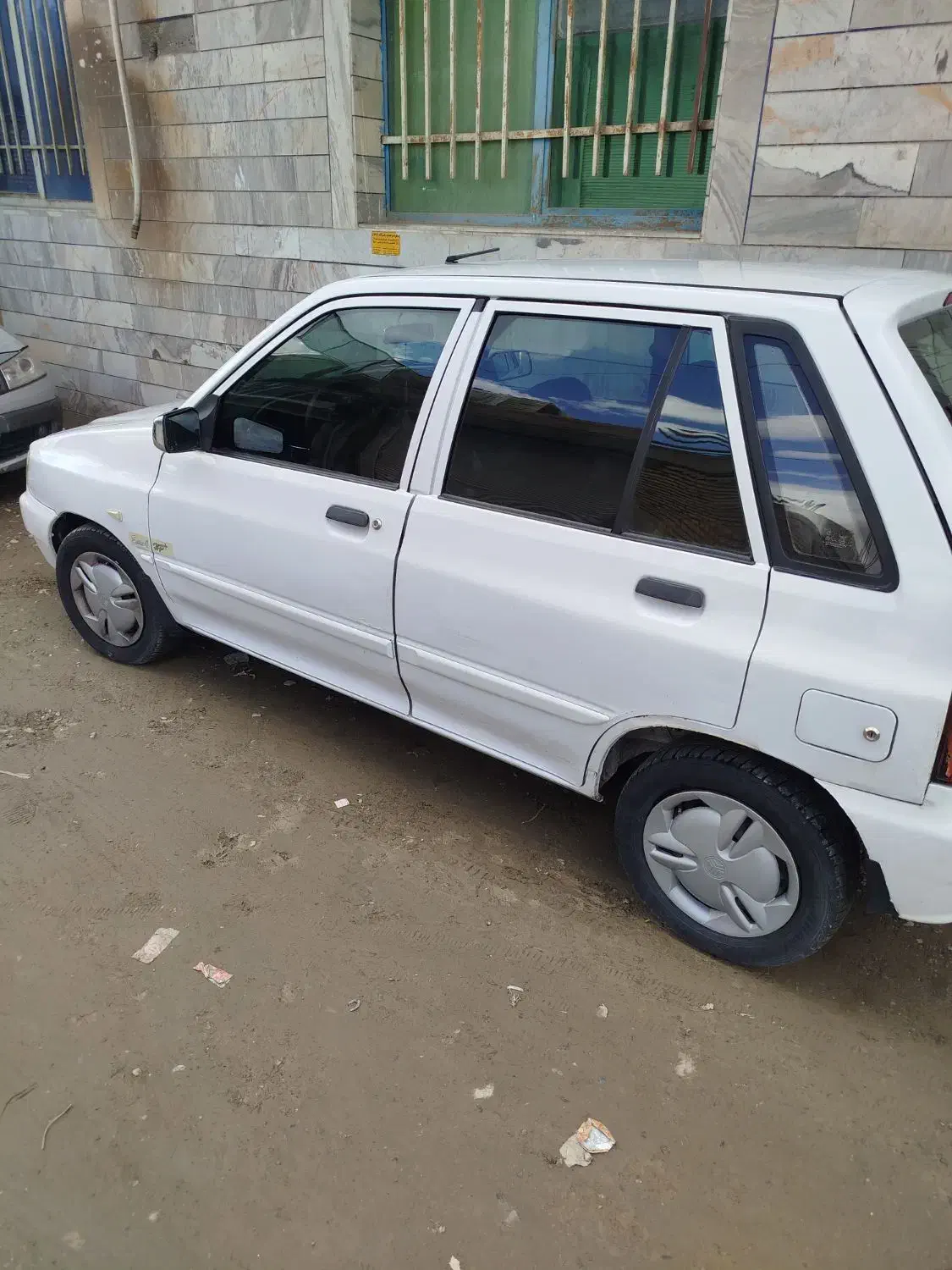 خودرو سواری۱۱۱ مدل ۹۳|خودرو سواری و وانت|گلپایگان, |دیوار