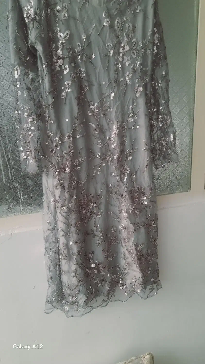 لباس مجلس|لباس|یزد, |دیوار