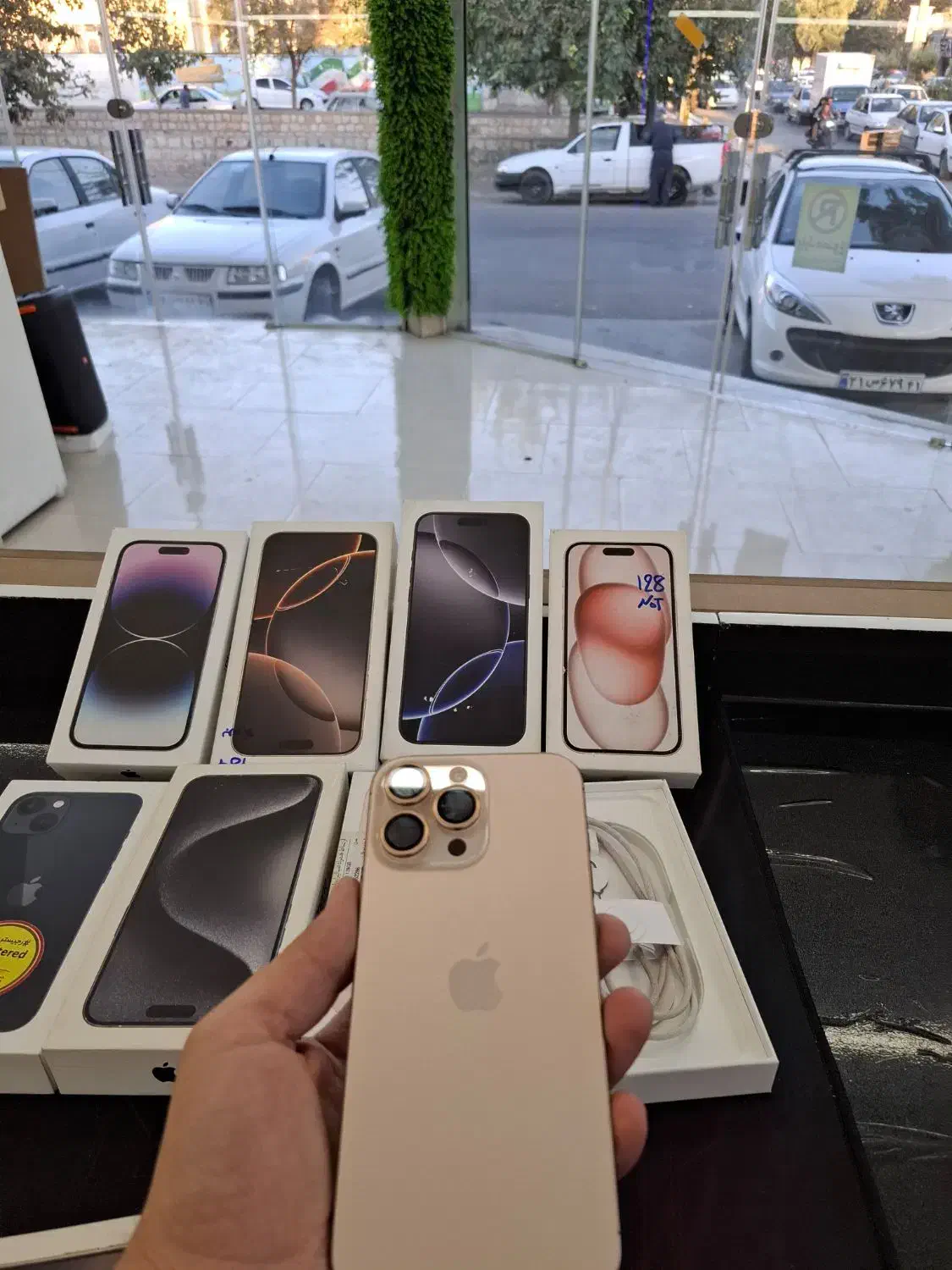 اپل iPhone 16 Pro Max با حافظهٔ ۵۱۲ گیگابایت|موبایل|کوهدشت, |دیوار