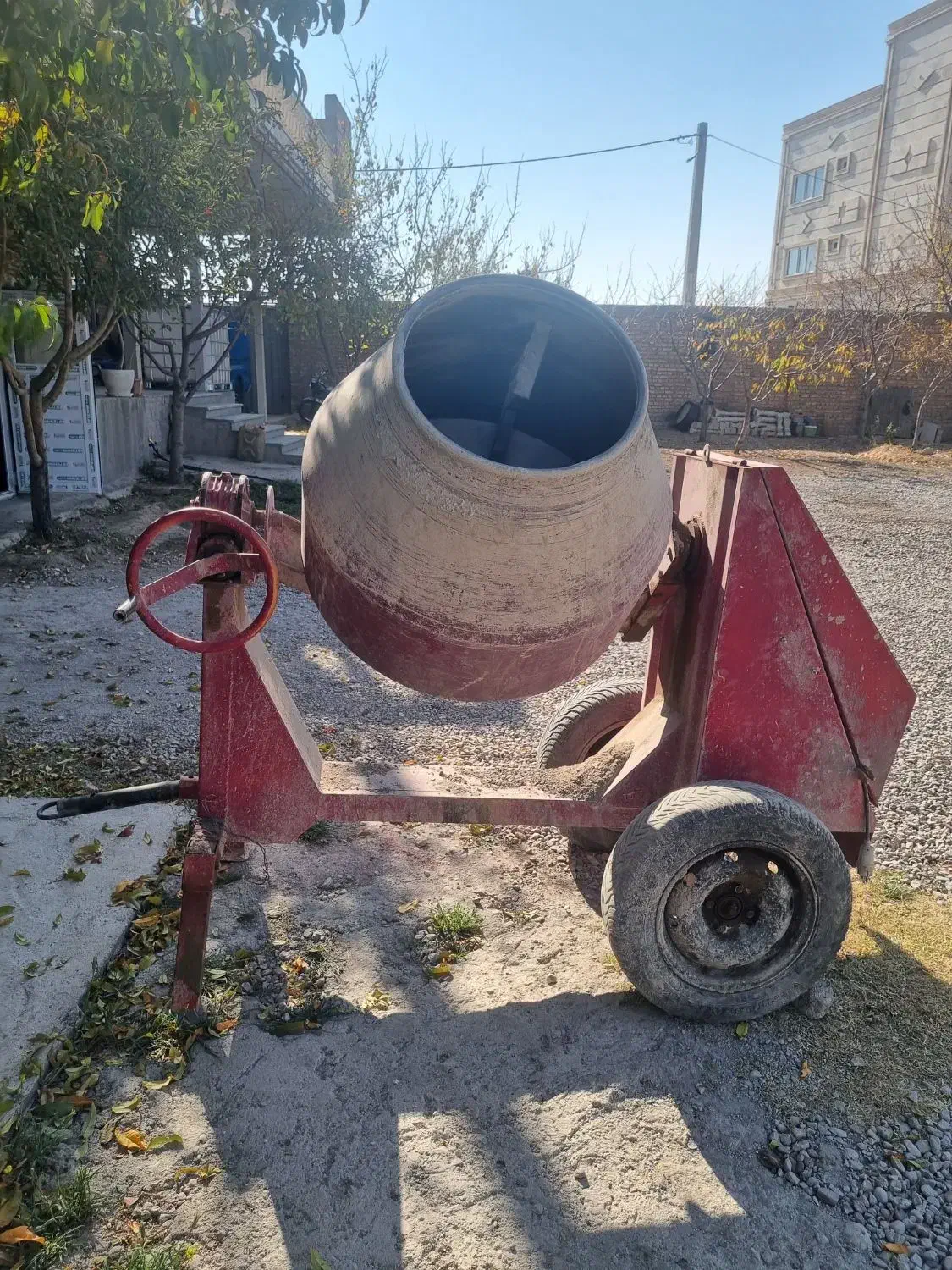 بتونر ۳۵۰ لیتری|مصالح و تجهیزات ساختمان|بستان آباد, |دیوار