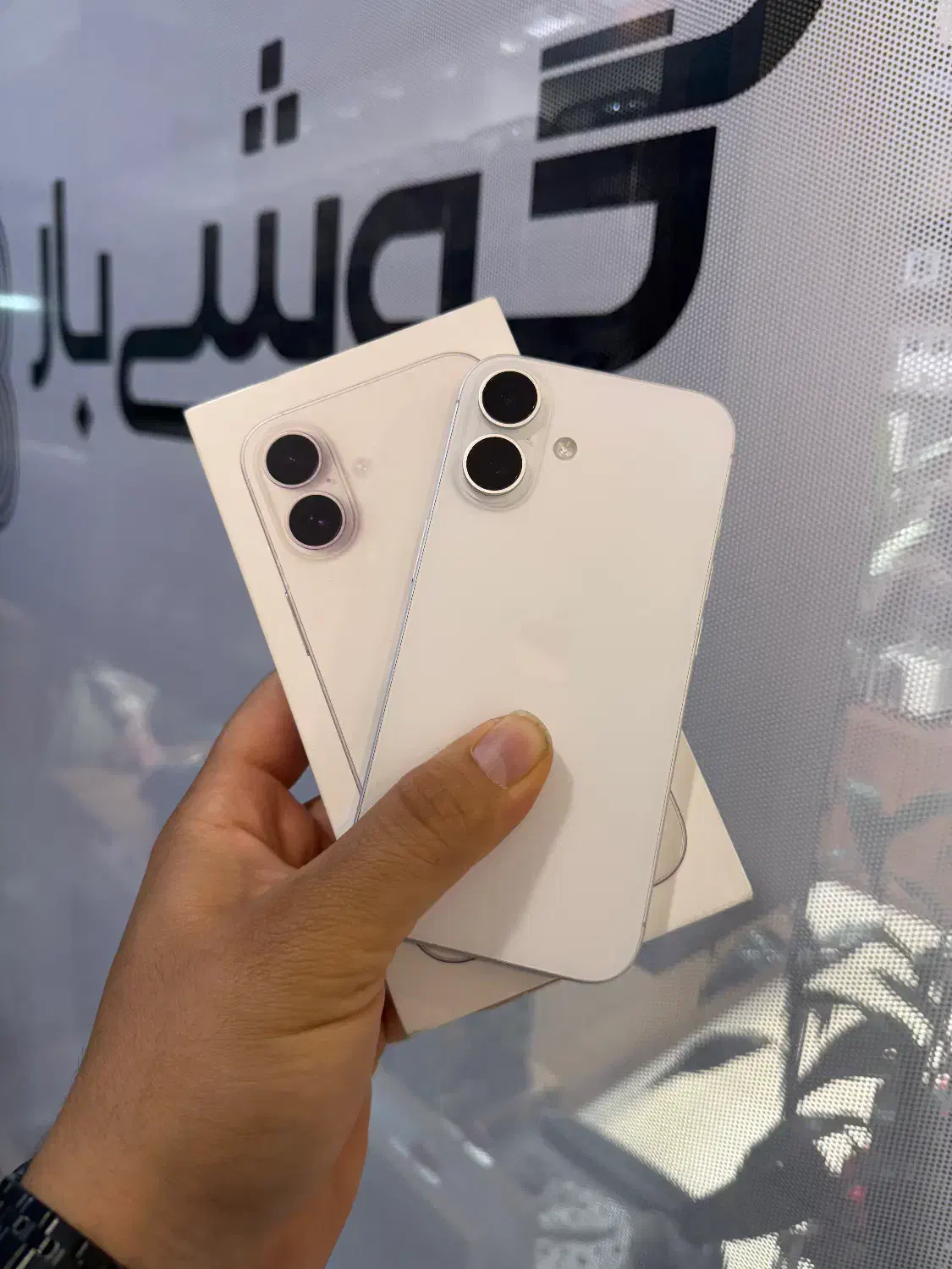 آیفون ۱۶ نرمال ۱۲۸ گیگ باطری ۱۰۰٪|موبایل|اصفهان, باغ زرشک|دیوار