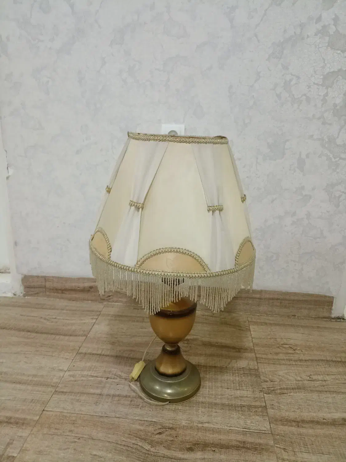 اباژور|چراغ خواب و آباژور|ارومیه, |دیوار