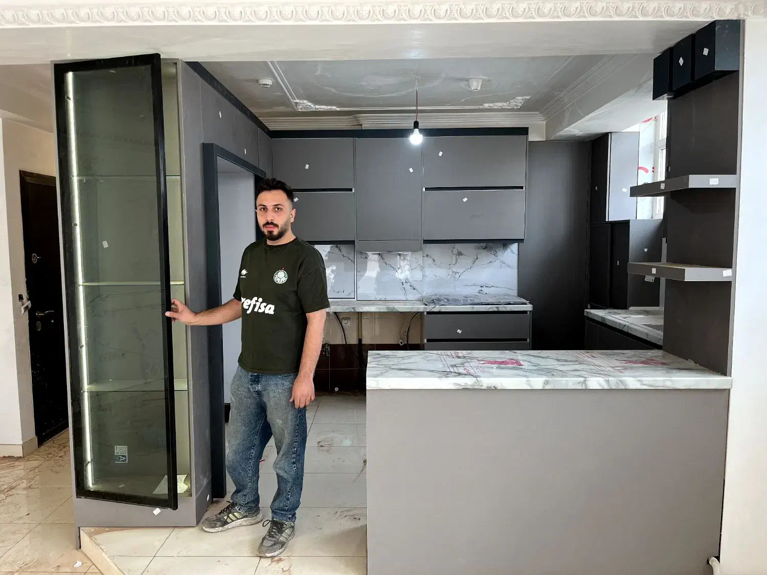 کابینت جنس درجه یک طراح وسازنده کابینت شرایط|خدمات پیشه و مهارت|تبریز, |دیوار