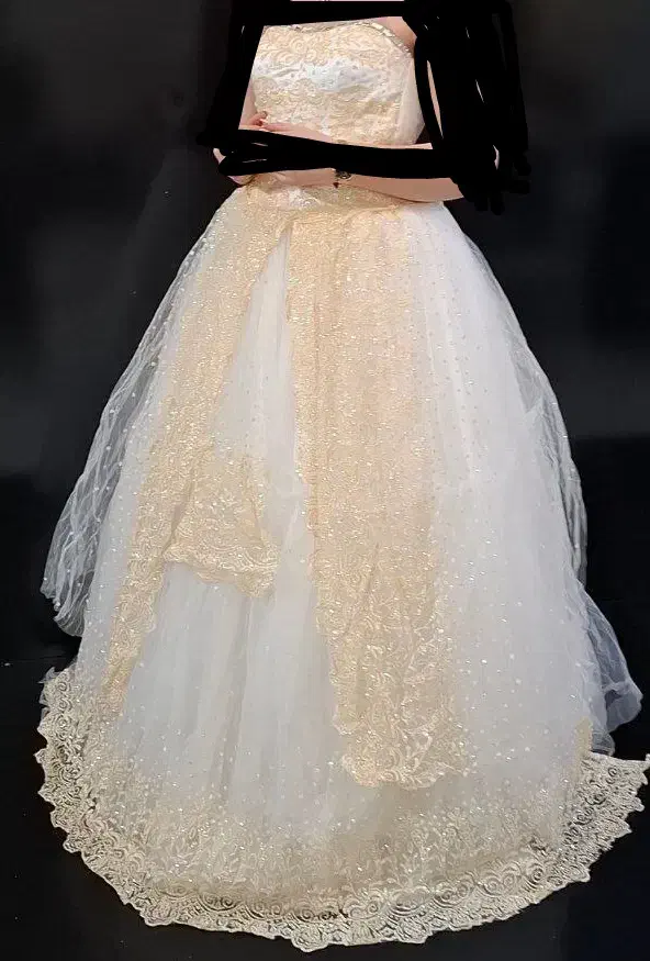 ۶ مدل لباس عروس|لباس|اردبیل, |دیوار