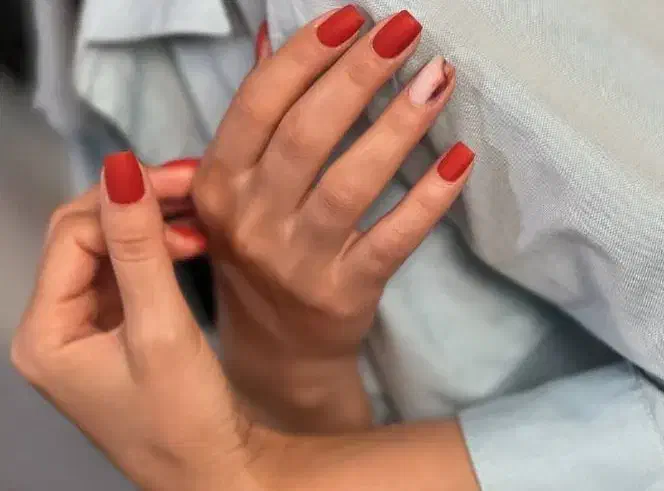 کاشت ناخن باژل فقط با ۳۰۰ هزار|خدمات آرایشگری و زیبایی|سراب, |دیوار