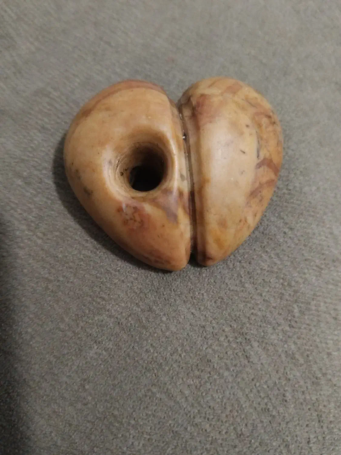 سنگ یامهره قدیمی|کلکسیون اشیاء عتیقه|گنبد کاووس, |دیوار