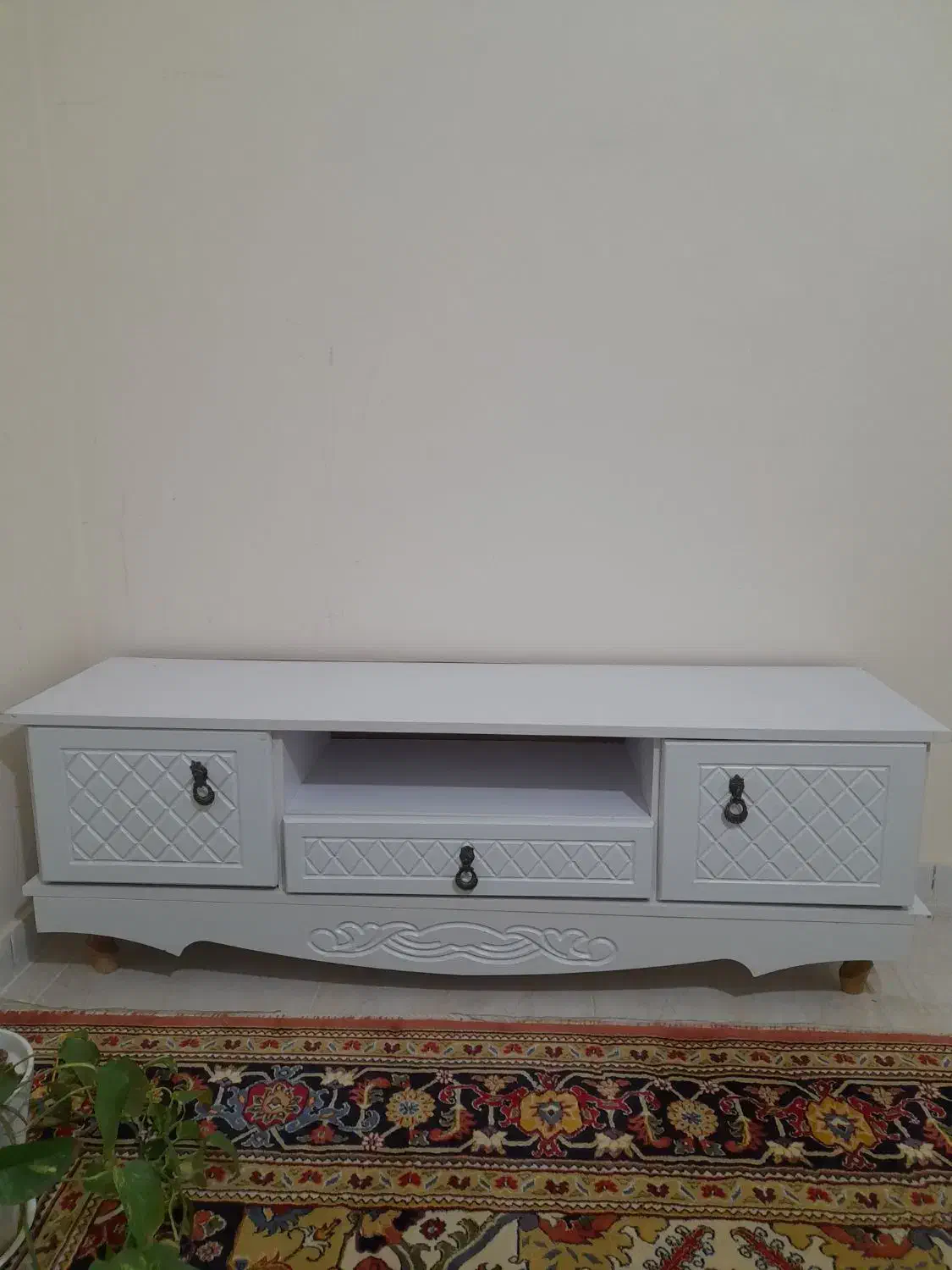 میزتلویزیون|میز تلویزیون|پرند, فاز ۴|دیوار