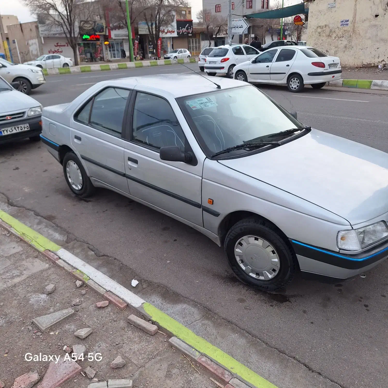 ۴۰۵ مدل ۸۴ تمیز درحد|خودرو سواری و وانت|رفسنجان, |دیوار