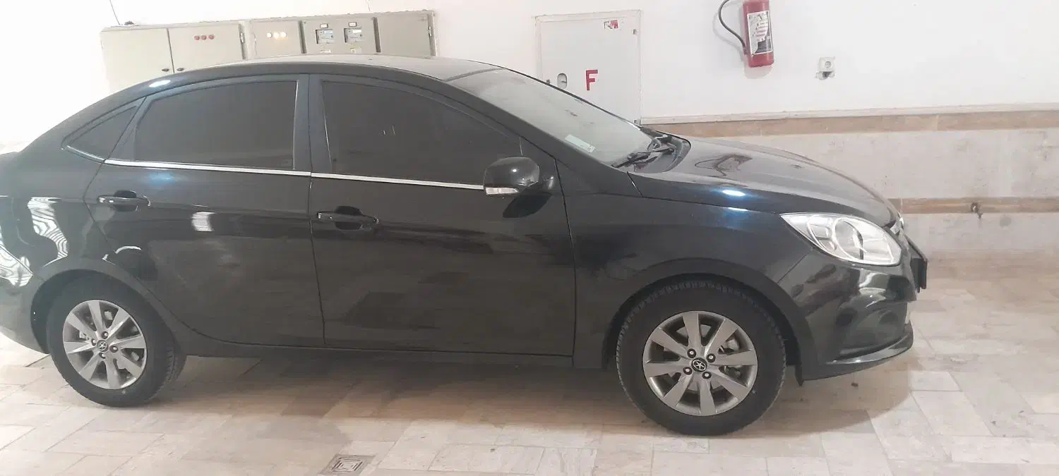 جک جی ۴ مدل ۱۴۰۳ کم کار بیرنگ|خودرو سواری و وانت|قم, براسون|دیوار