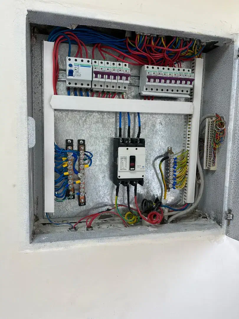 برقکاری.تعمیرات برق.نصبیات.عیب یابی.|خدمات پیشه و مهارت|اهواز, زیتون کارمندی|دیوار