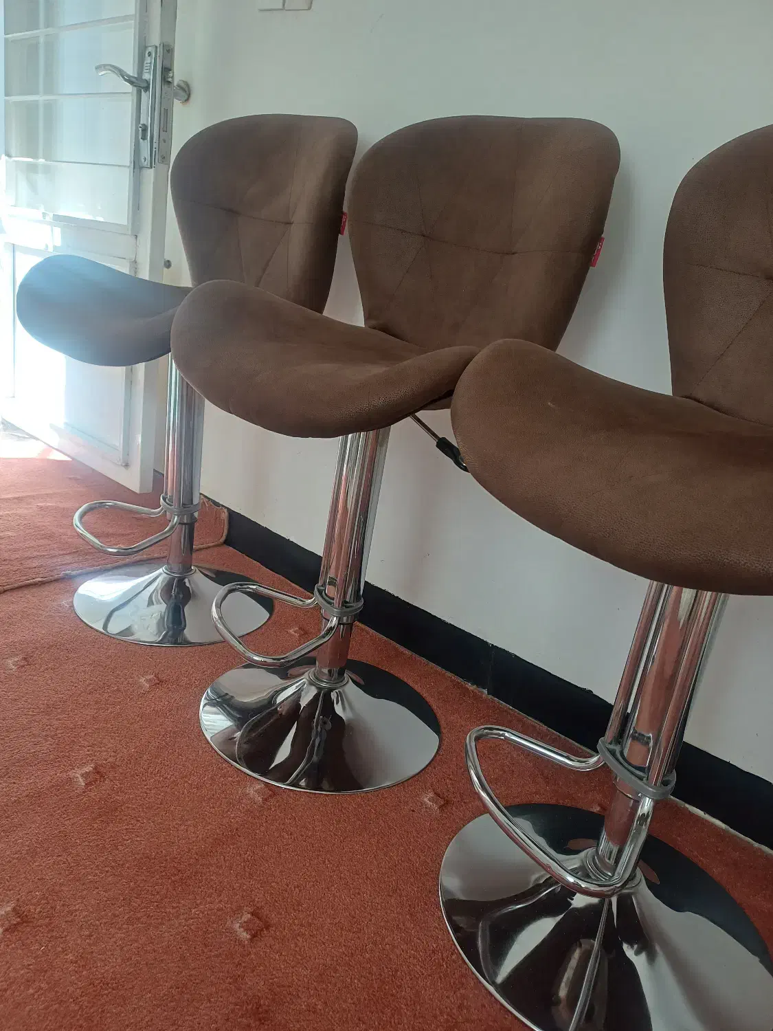 صندلی اپن|صندلی و نیمکت|ایلام, |دیوار