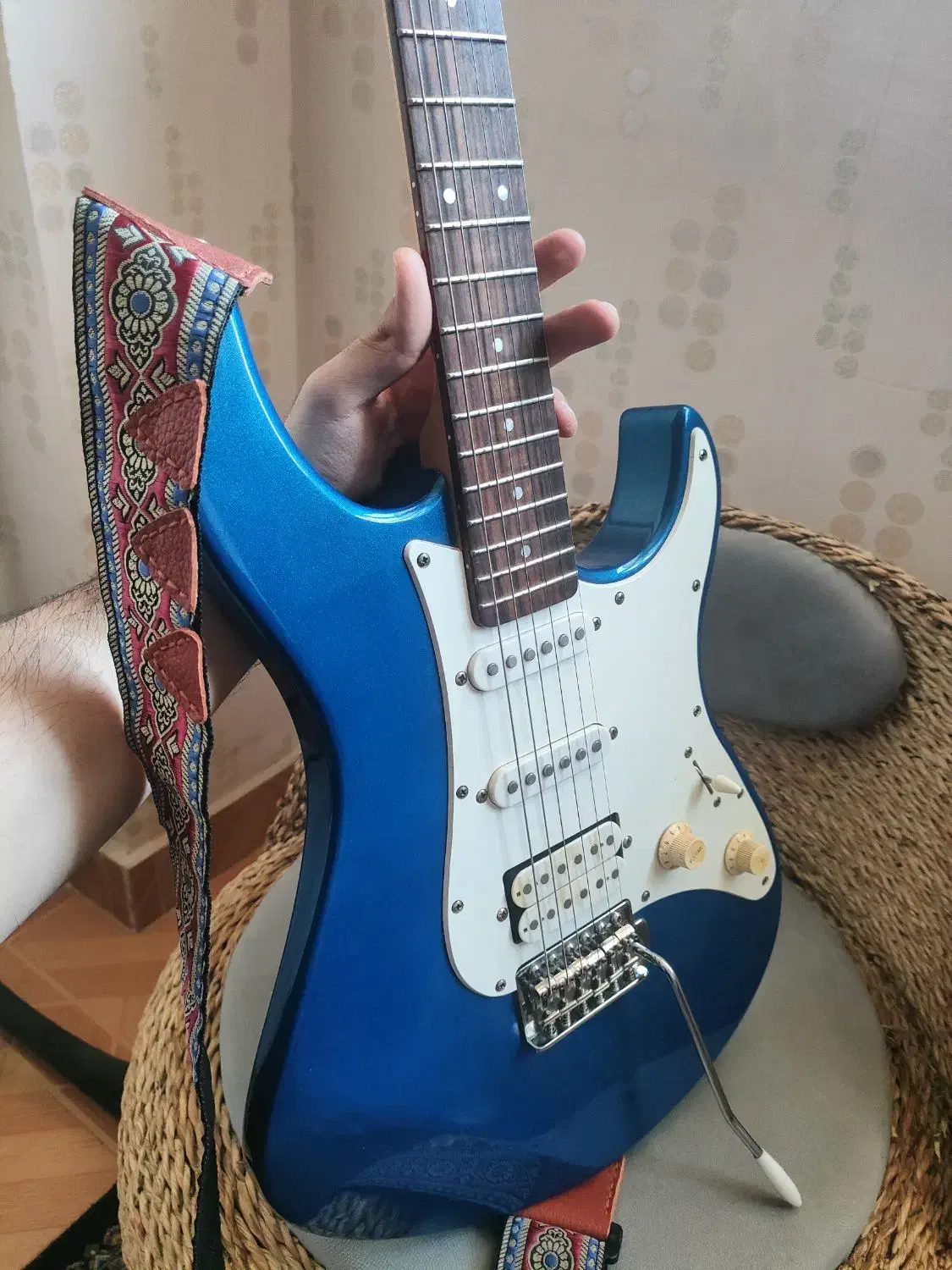 گیتار الکتریک Yamaha Pacifica 012|گیتار، بیس، امپلیفایر|سنندج, |دیوار