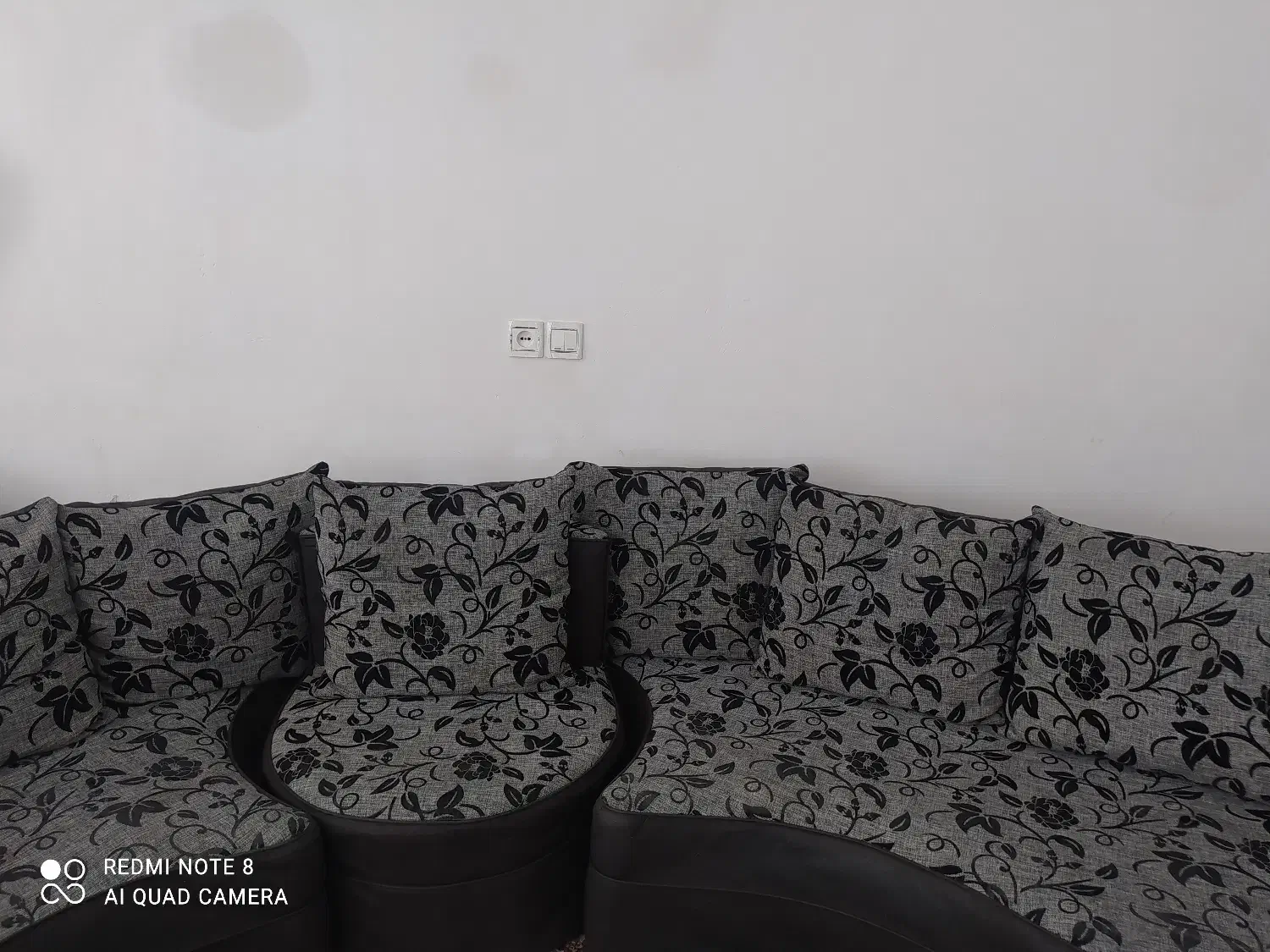 مبل کریرتلویزیون14اینج|کالسکه و لوازم جانبی|خرم‌آباد, |دیوار