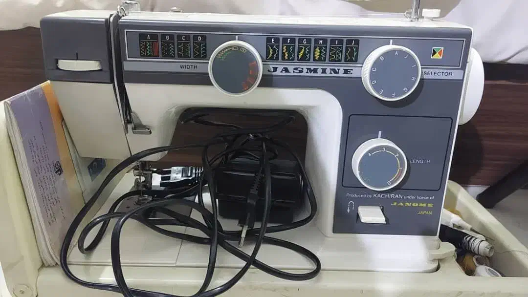 چرخ خیاطی مدل ۳۹۳|چرخ خیاطی و ریسندگی|سراوان, |دیوار