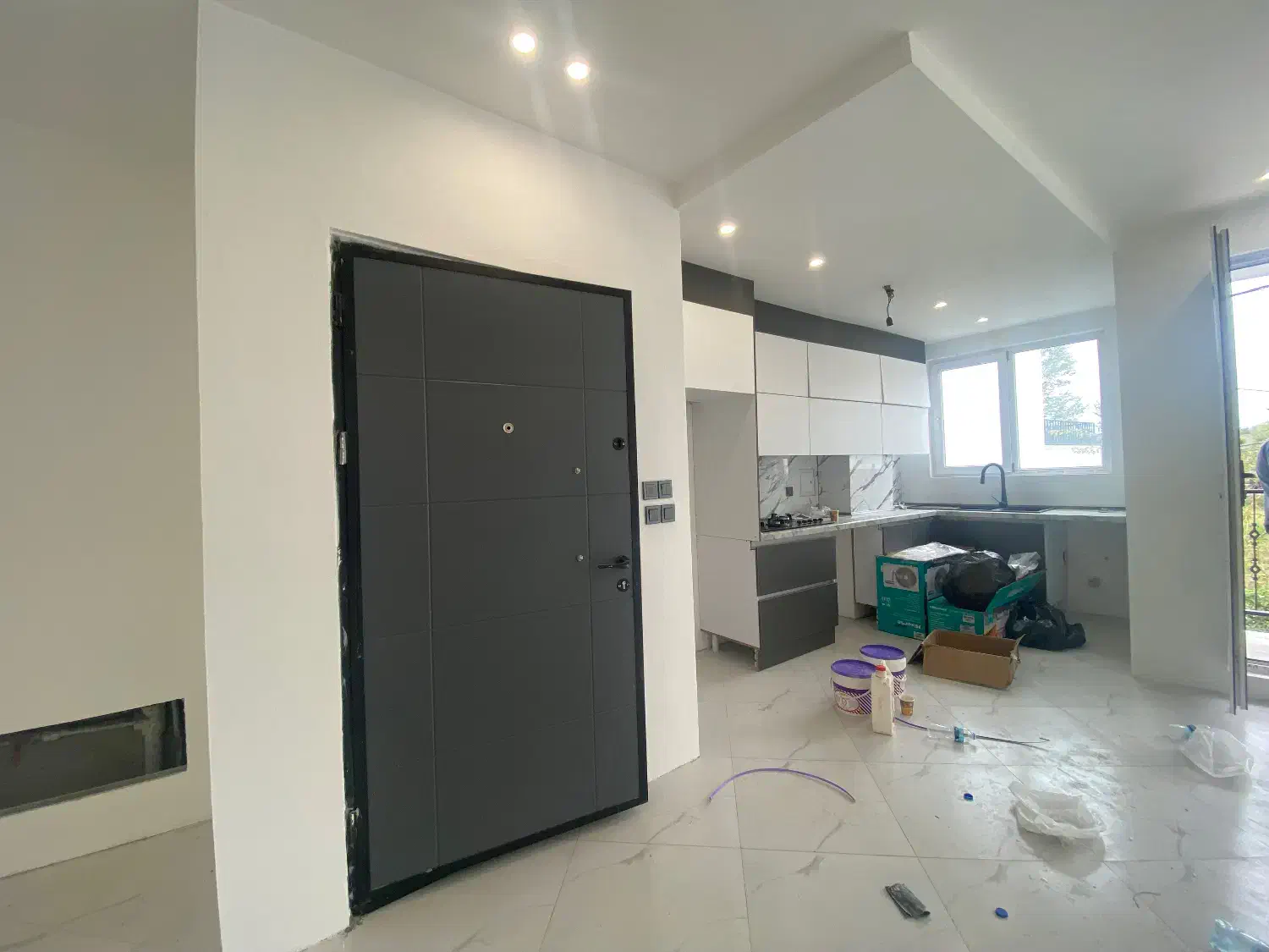 طبقه چهارم آپارتمان شهرکی/خواب مستر/نوساز/زیرقیمت|فروش آپارتمان|رویان, |دیوار