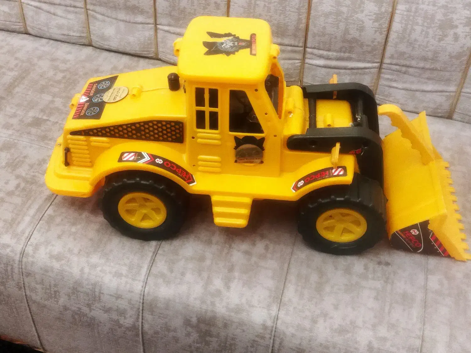 ماشین فروشی|اسباب‌بازی بچه|تبریز, |دیوار