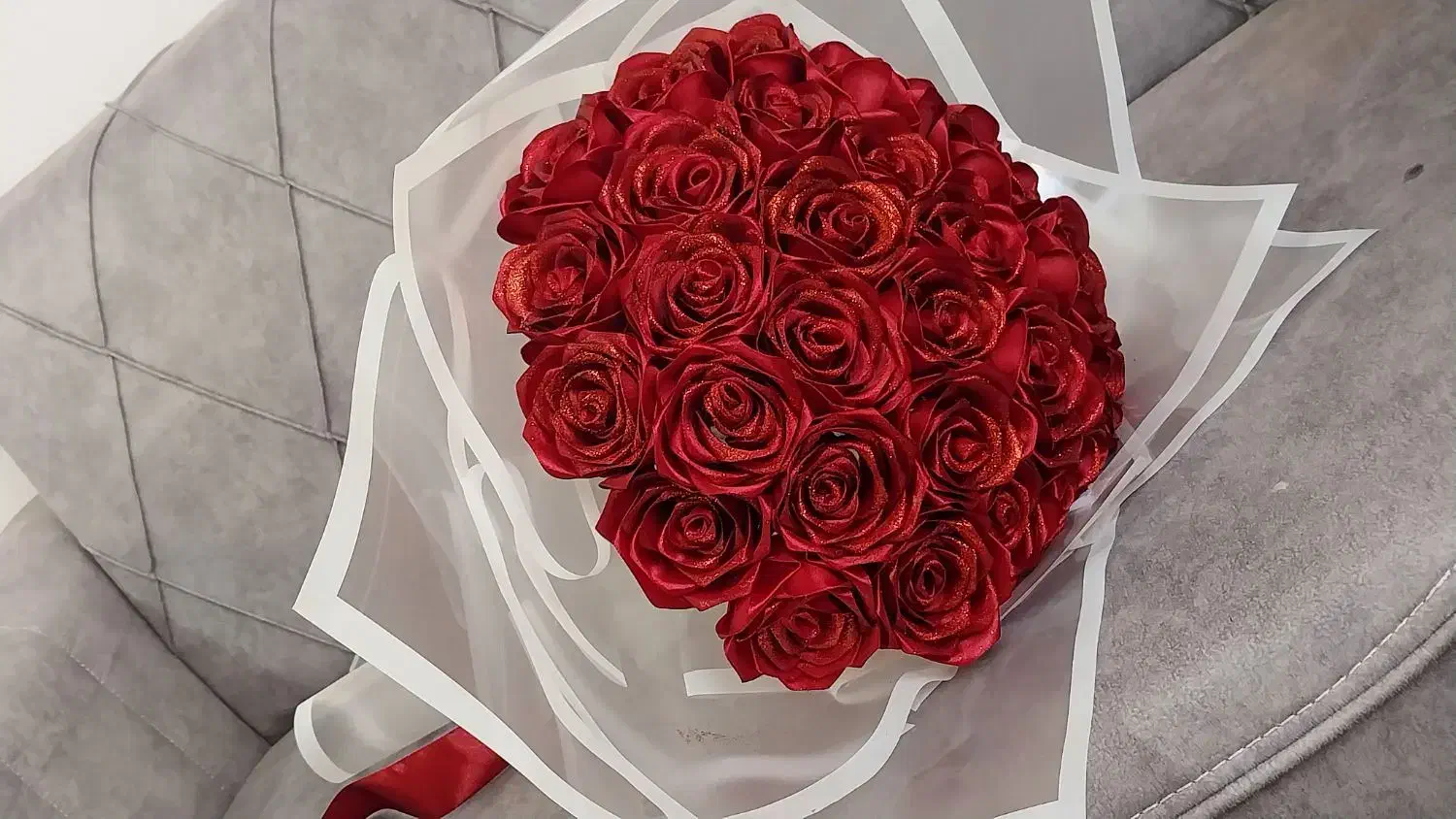 دسته گل  روبانی و باکس مناسب روز زن|گل مصنوعی|بروجرد, |دیوار