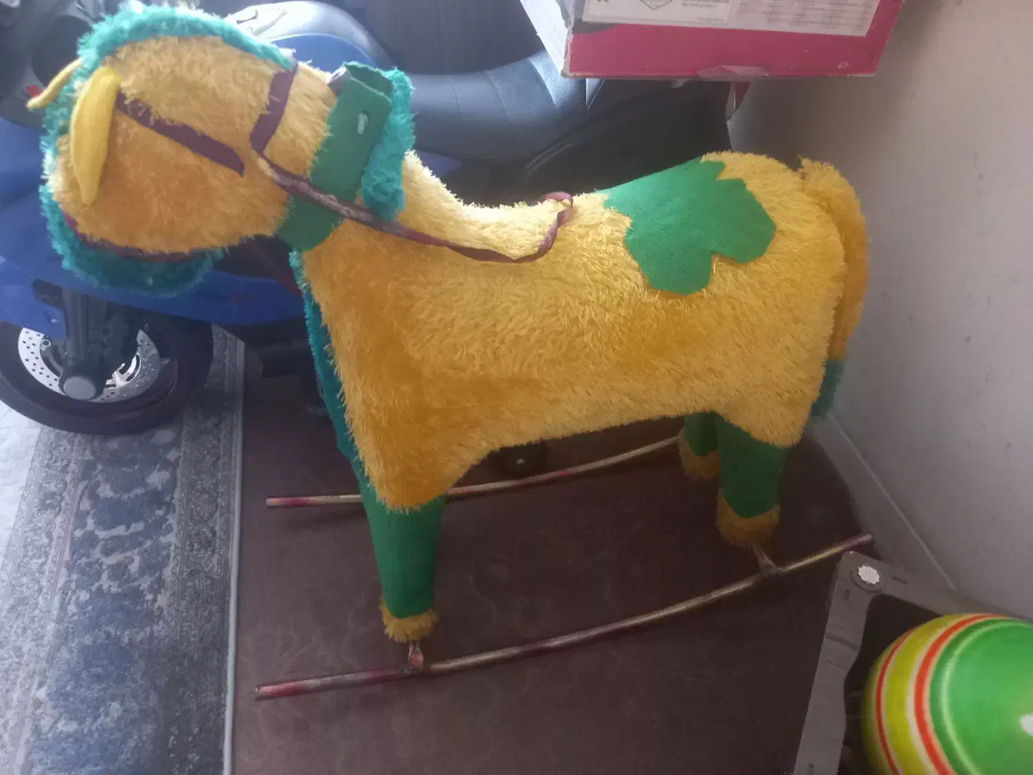 اسباب بازی|اسباب‌بازی بچه|فولادشهر, فولادشهر|دیوار