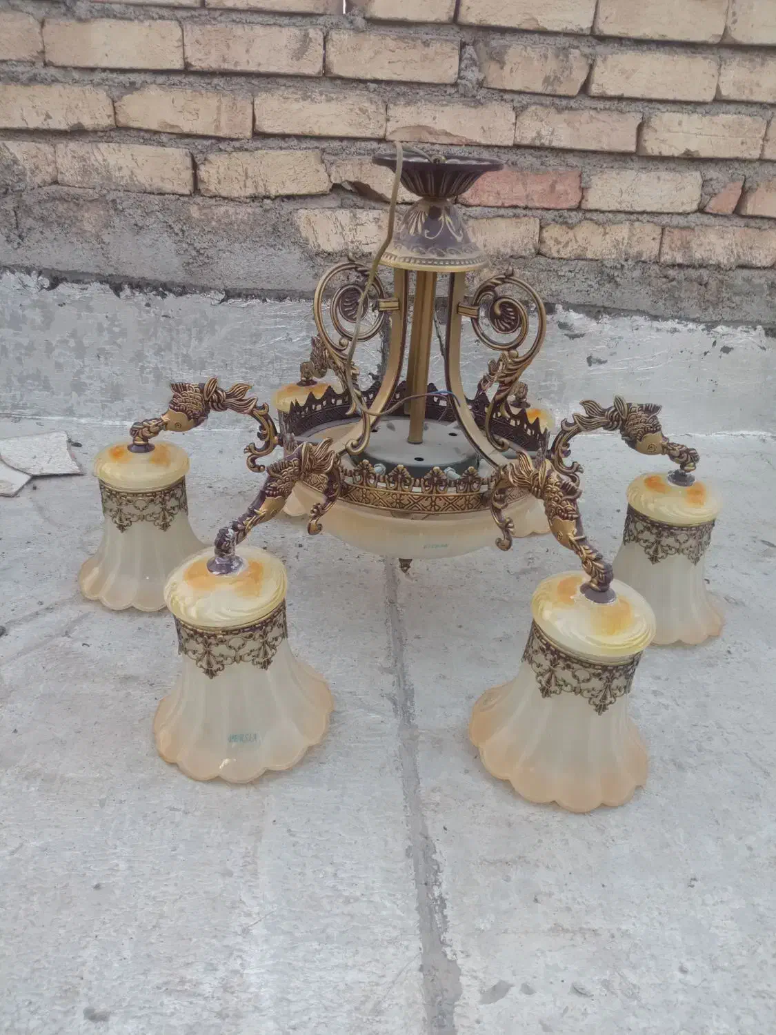 لوسترشیش شاخه.|لوستر و چراغ آویز|ورامین, ورامین|دیوار