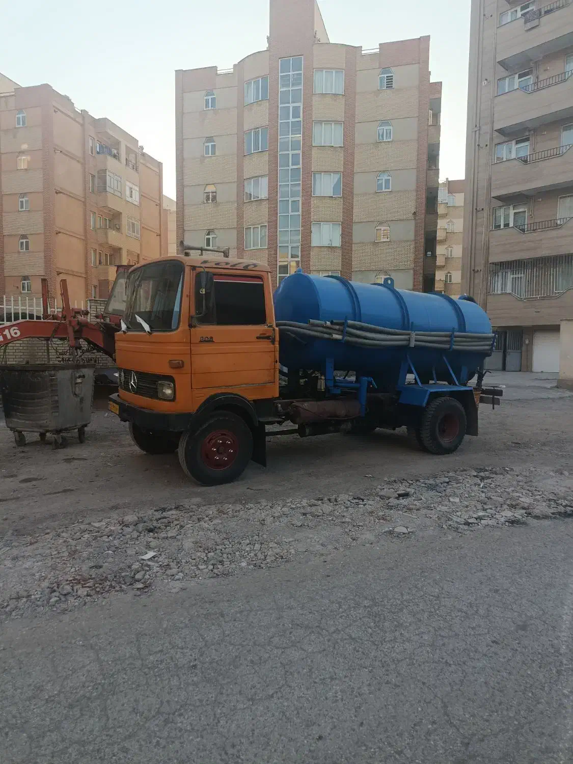 تخلیه چاه با تانکر بزرگ ولجن کشی|خدمات پیشه و مهارت|اردبیل, |دیوار