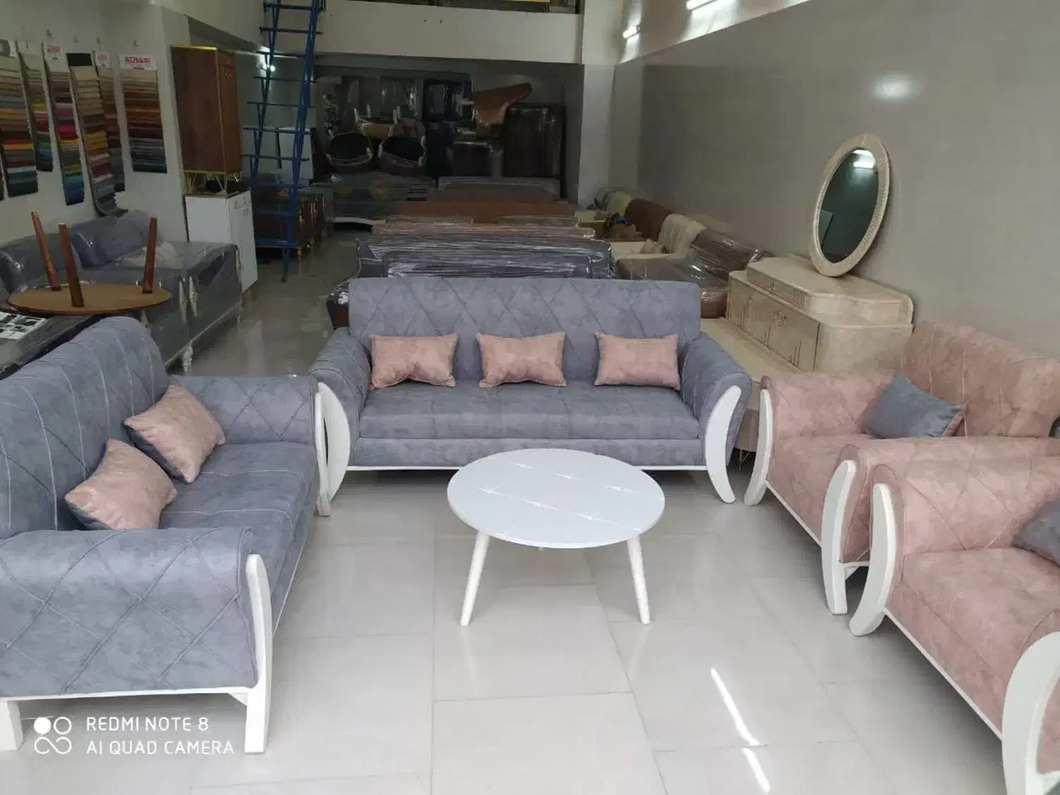 مبل راحتی چستر //تولیدی|مبلمان خانگی و میز عسلی|ایوانکی, |دیوار