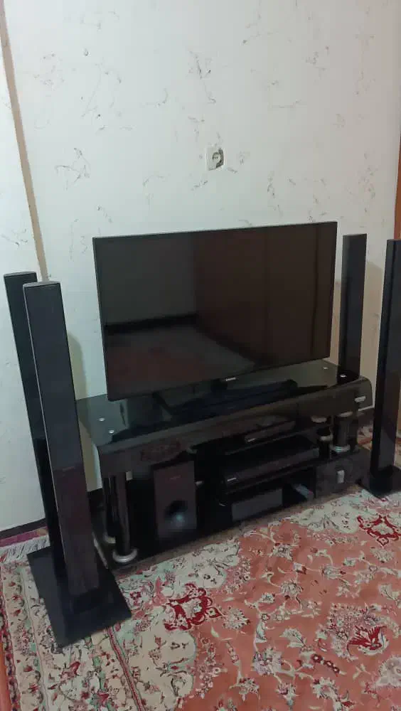 تلویزیون ۴۲ سامسونگ  ویک عددسینما خانواده سامسونگ|تلویزیون و پروژکتور|آبادان, |دیوار